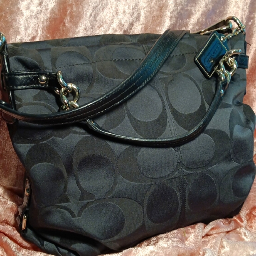 Coach Black Signature Monogram Hand / Shoulder Bag M1121 EUC